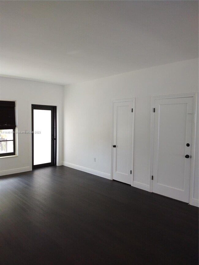 Building Photo - 245 83rd St