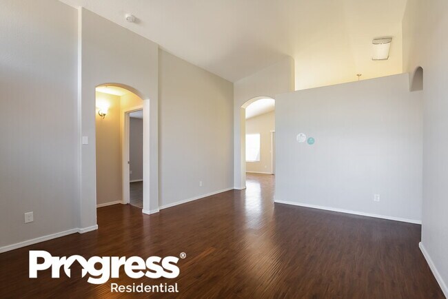 Building Photo - 4351 E Baywood Ave