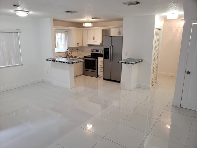 Photo - 18616 SW 100th Ave Townhome