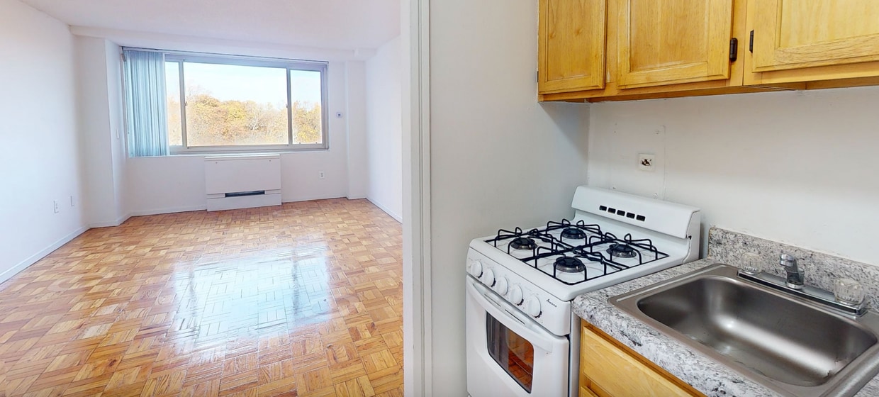 Photo - The Woodner Apartments