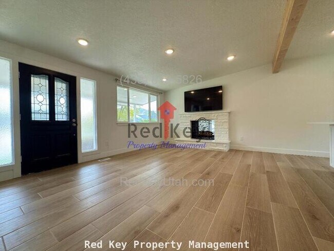 Foto del edificio - Stansbury Ave Duplex