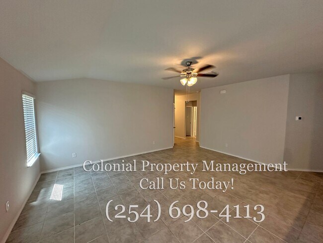 Foto del edificio - Available Now! 3 Bedroom 2 Bath in Harker ...