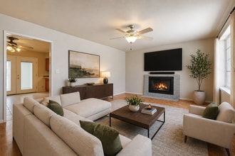 Building Photo - 727 E Vista Del Cerro Dr