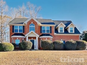 Building Photo - 1055 Crown Landing Pkwy