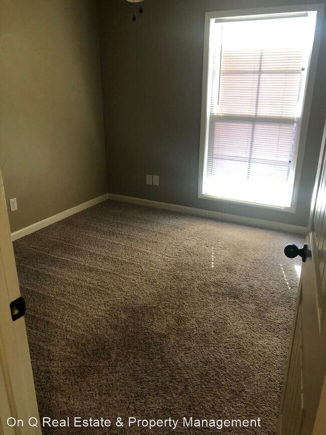 Foto del edificio - 3 br, 2 bath House - 300 Buckbrush