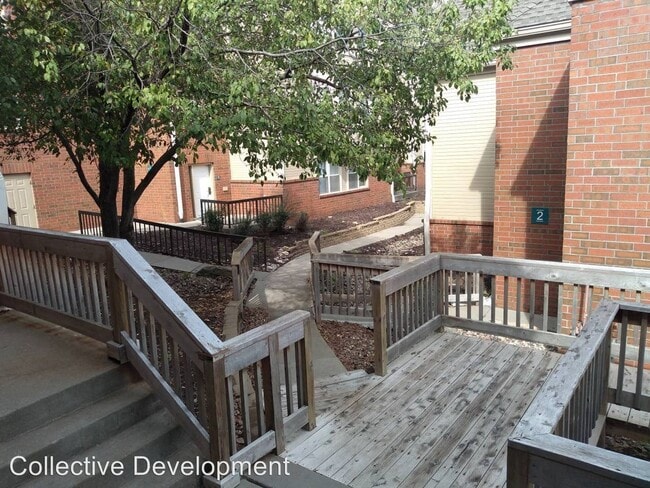 Building Photo - 7010 Hascall St