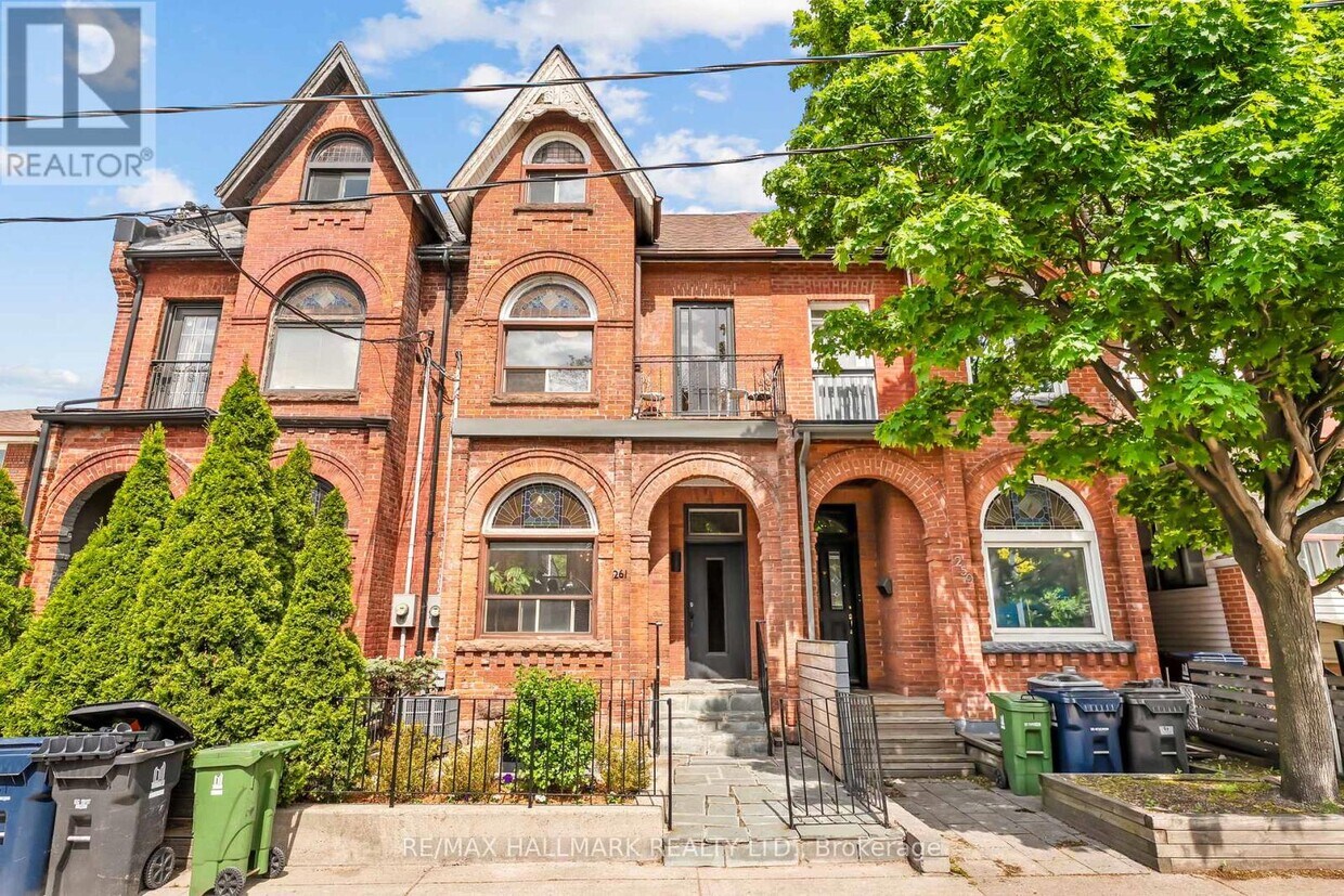 Photo principale - 261-261 Ossington Ave