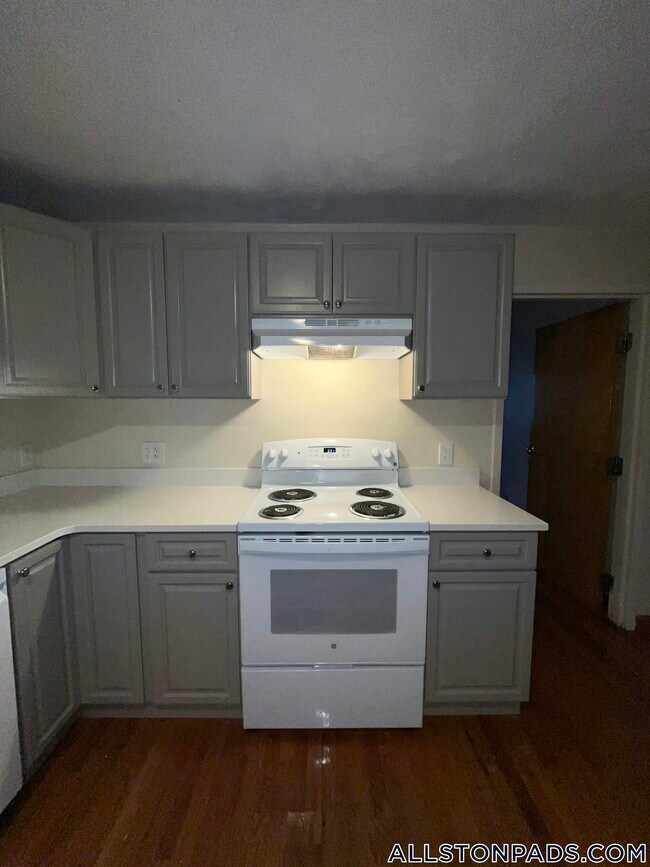 Foto del edificio - 1110 Commonwealth Ave