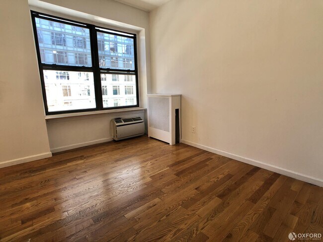 Building Photo - 11 East 32nd Street
