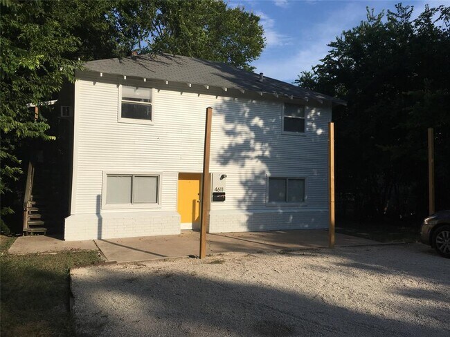 Foto del edificio - 4611 Depew Ave