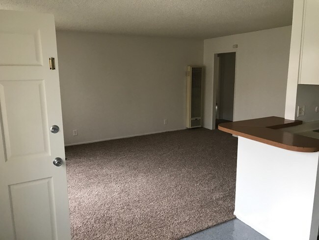Building Photo - 10260 Sentry Dr