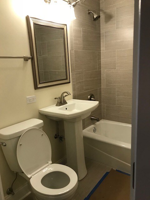 Foto del edificio - 826 N Campbell Ave