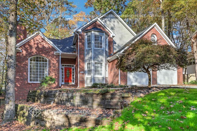 Building Photo - 560 Laurel Wood Ct