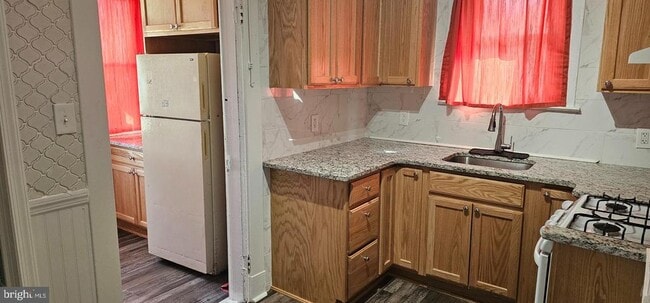 Foto del edificio - 2912 Hillcrest Ave