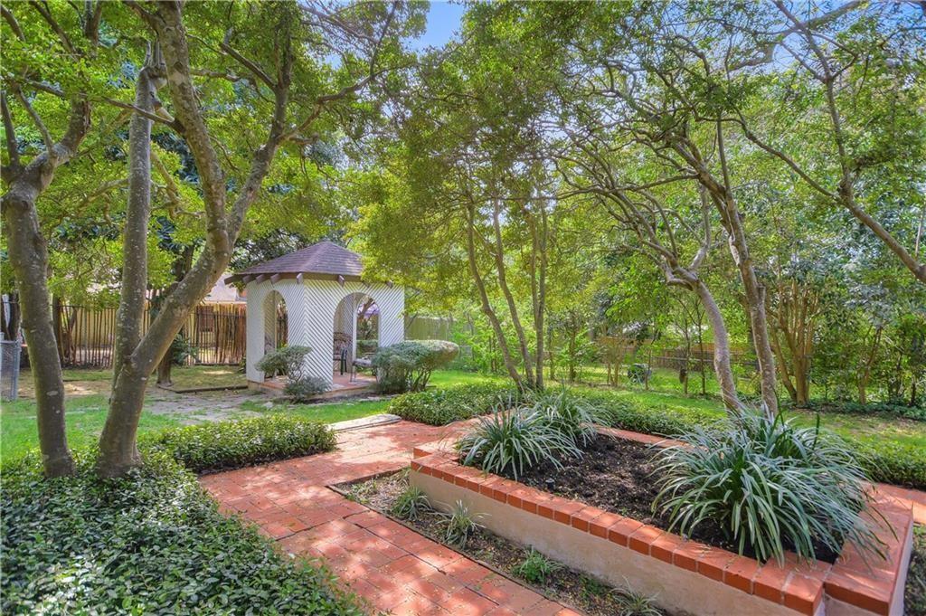 Foto principal - 907 E Live Oak St