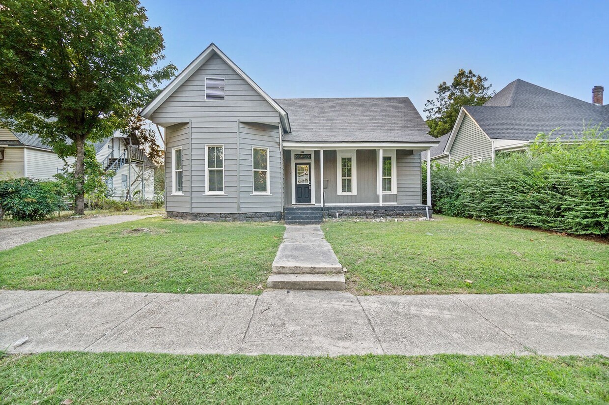 Foto principal - Beautiful 3 Bed / 2 Bath Home in Fort Smith