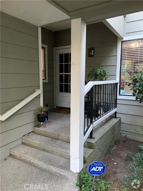 Building Photo - 2455 St Helena Dr