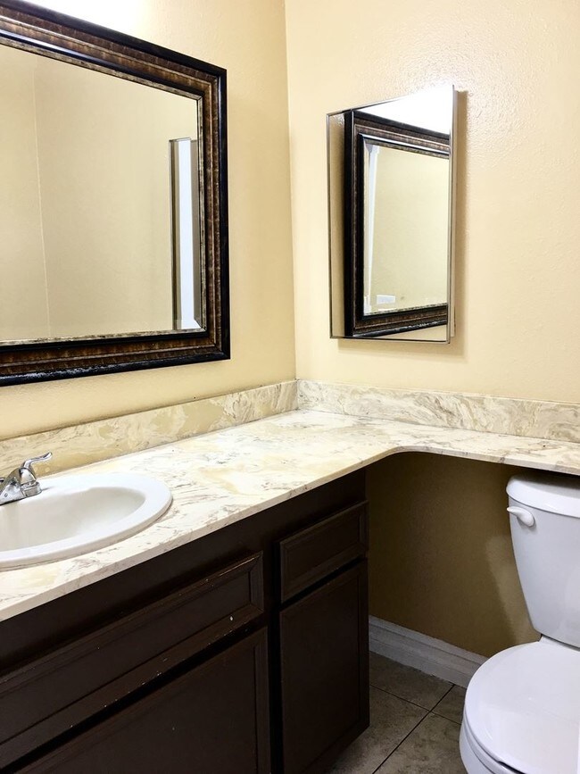 Foto del edificio - 575 Otay Lakes Rd