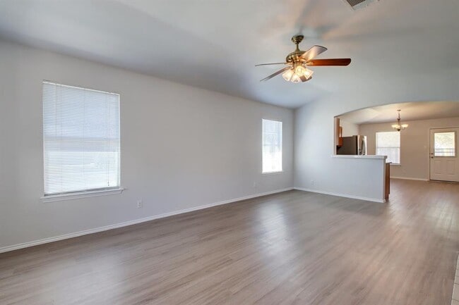 Building Photo - 218 Katy B Ln