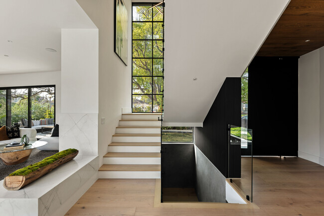 Foto del edificio - 5988 W 76th St