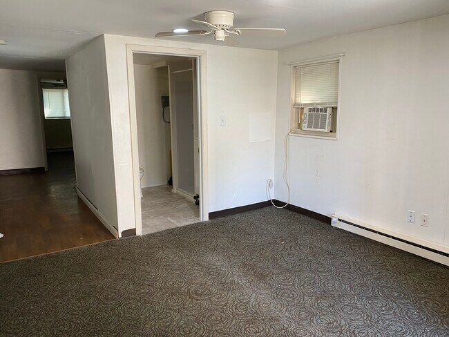 Building Photo - 511 Galveston St