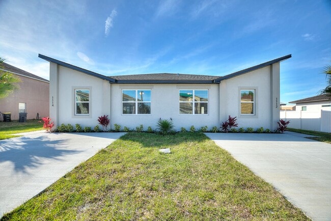 Building Photo - Deposit-Free! Modern, energy efficient hom...