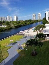 Building Photo - 3401 N Country Club Dr