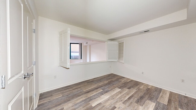 Interior Photo - 1301 Thomas Circle