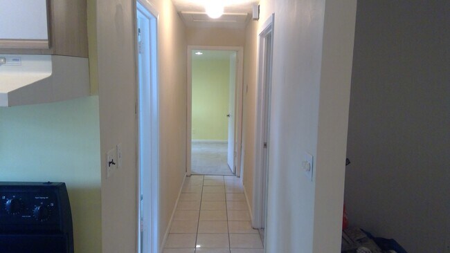 Hallway - 1132 NE 17th Ave