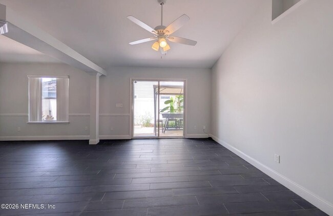 Foto del edificio - 1649 Ocean Pond Ct