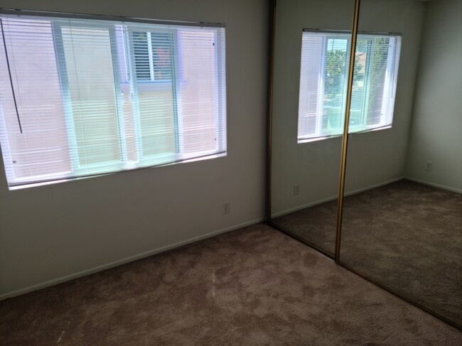 Bedroom 2 - 2607 W Carson St