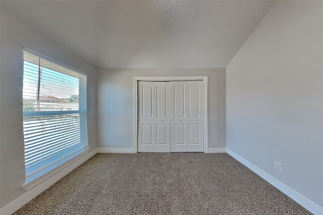 Building Photo - 1190 Red Rock Canyon Dr