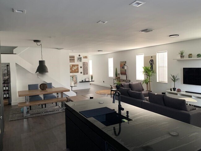Foto del edificio - 10727 NW 75th Ter