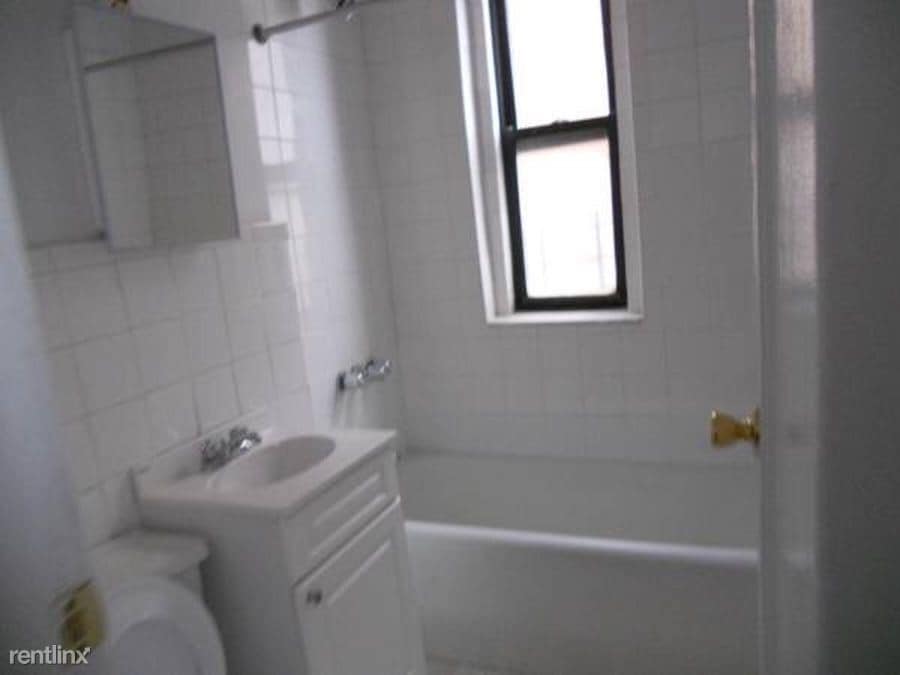 Primary Photo - 3520 Dekalb Ave