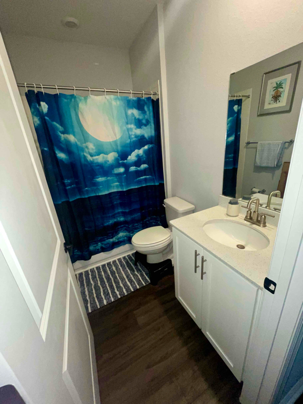 Foto del edificio - 11655 Golden Lake Ln