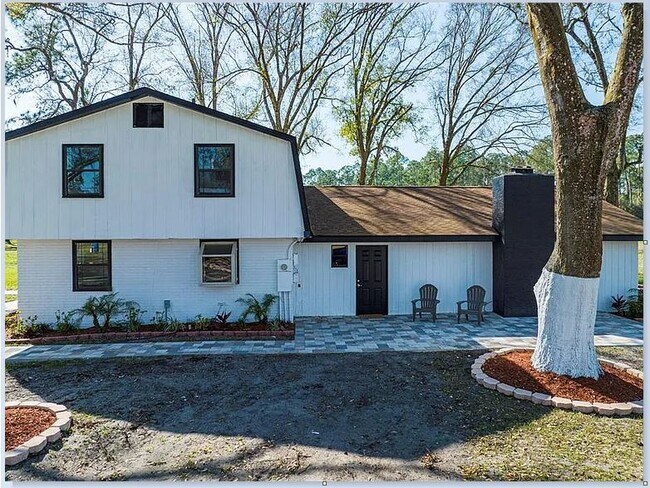 Foto del edificio - 7902 West Dr