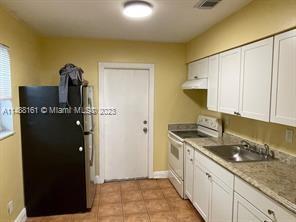 Foto del edificio - 2761 NW 14th Ct