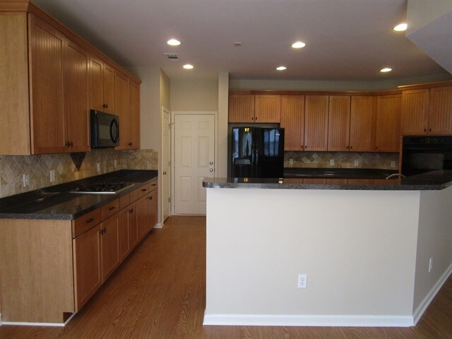 Building Photo - 406 Howell Crossing