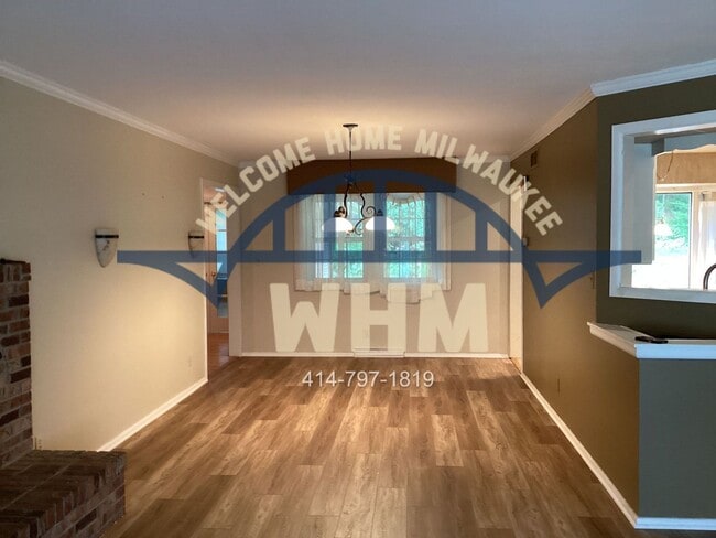 Building Photo - 1660 Lindhurst Ct