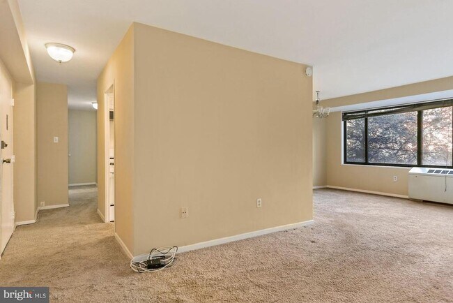 Building Photo - 5410 Connecticut Ave NW