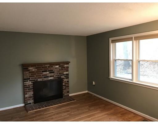 Building Photo - 14 Mahogany Run