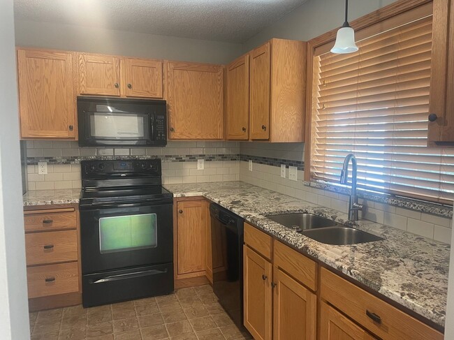 Foto del edificio - 217 18th Ave SE