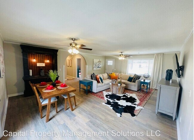 Foto del edificio - 3 br, 2 bath House - 1015 NW Maple Drive