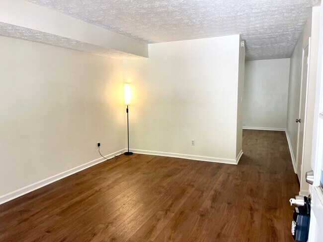 Foto del edificio - Welcome to our Rent Special in Fayettevill...