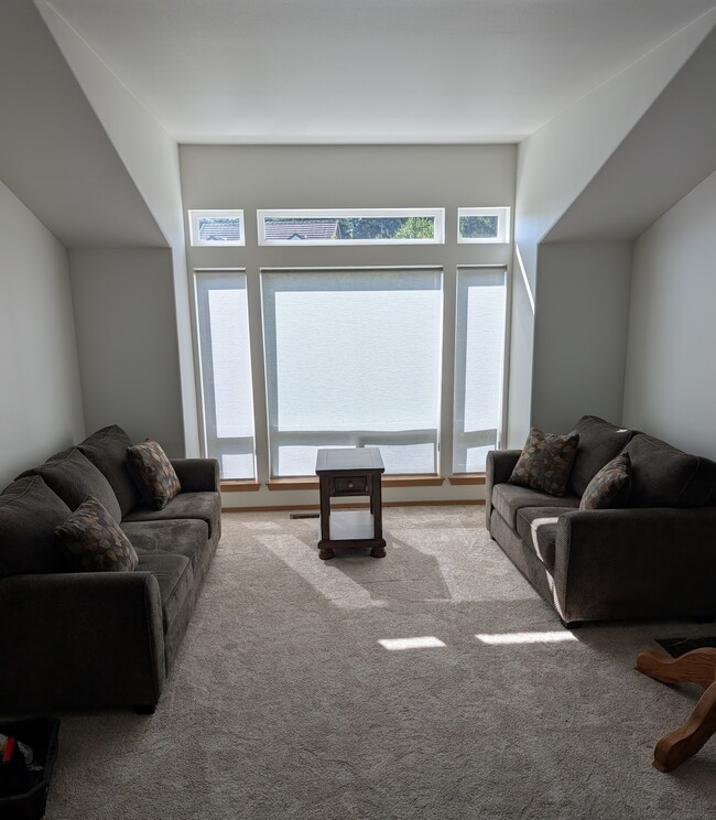 Building Photo - 12515 98th Ave Ct NW