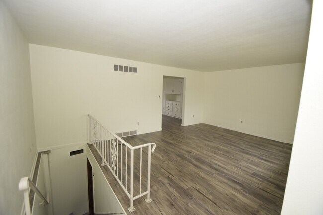 Foto del edificio - 3 bed / 3 bath Home for Rent in Hobart