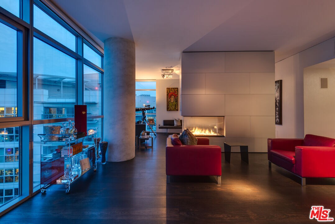 Foto principal - 13650 Marina Pointe Dr