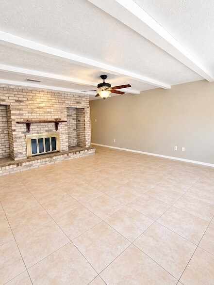 Foto del edificio - 23135 Harpergate Dr