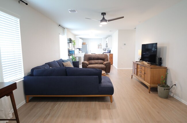 Foto del edificio - 4122 Brazos Brk Trl