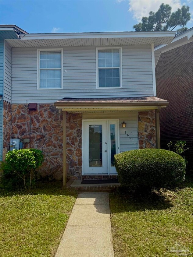 Primary Photo - 193 W Burgess Rd